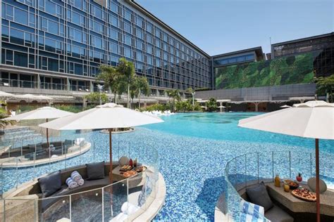 best hotel near manila airport